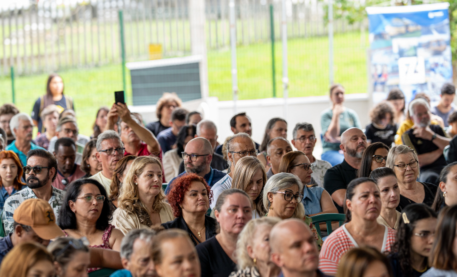 SEED - Colégio Ângelo Trevisan: obras de infraestrutura são entregues em Curitiba