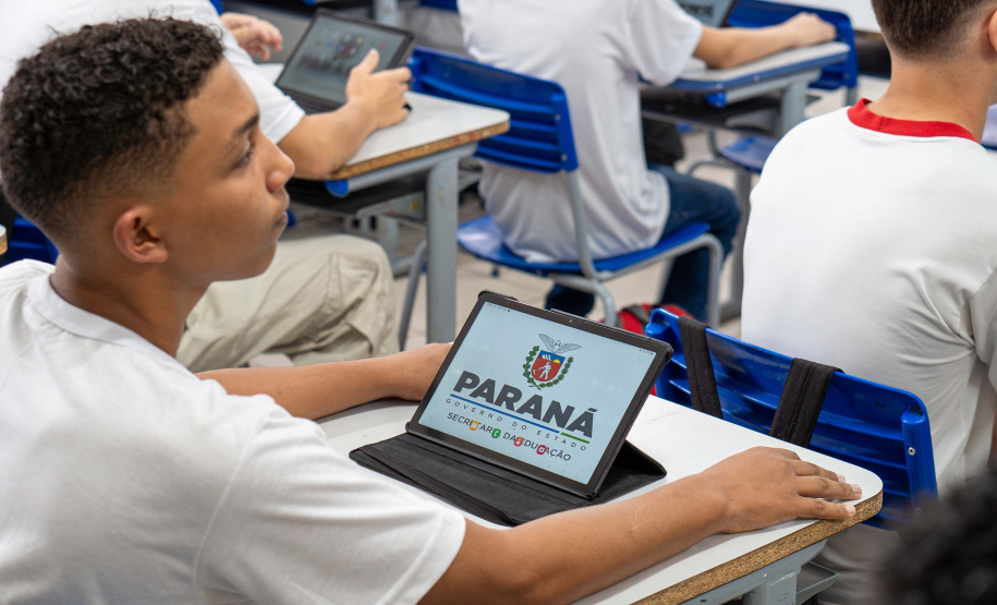 Posse de 224 novos professores reforça rede estadual na volta às aulas