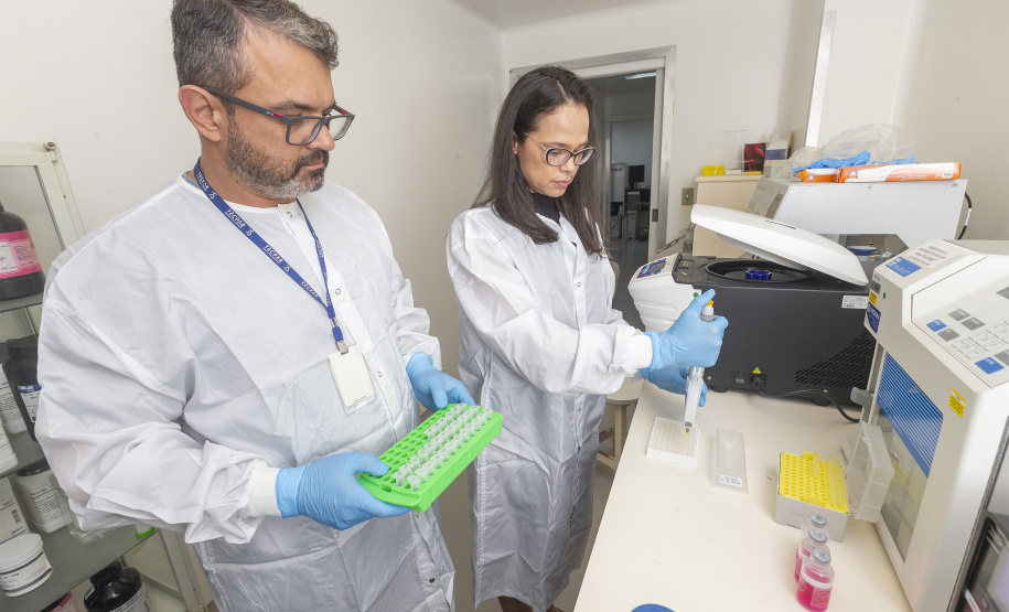 Parceria entre Tecpar e UFPR fortalece PD&I de vacina antirrábica veterinária