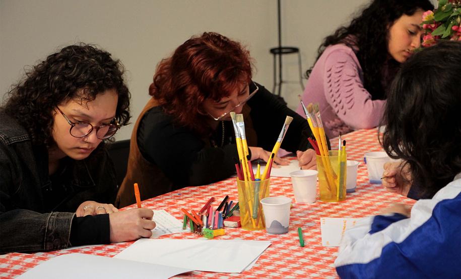 Ana Castela, Paralamas do Sucesso e comédia no teatro marcam a agenda cultural da semana