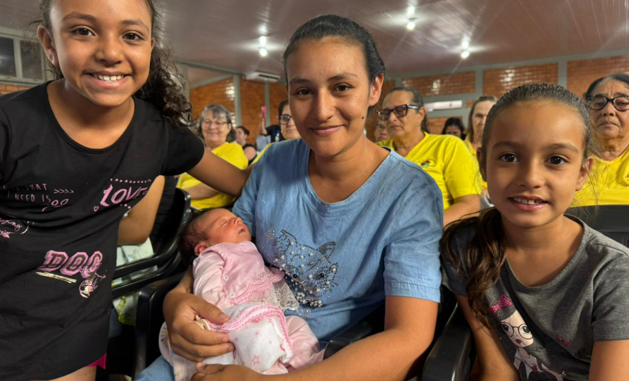 Nascer Bem: Estado inicia calendário de 2026 com entrega de 366 kits nas regiões Oeste e Sudoeste