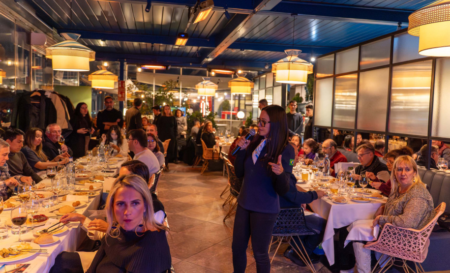 Em missão internacional, turismo do Paraná é protagonista entre agentes de viagens da Espanha