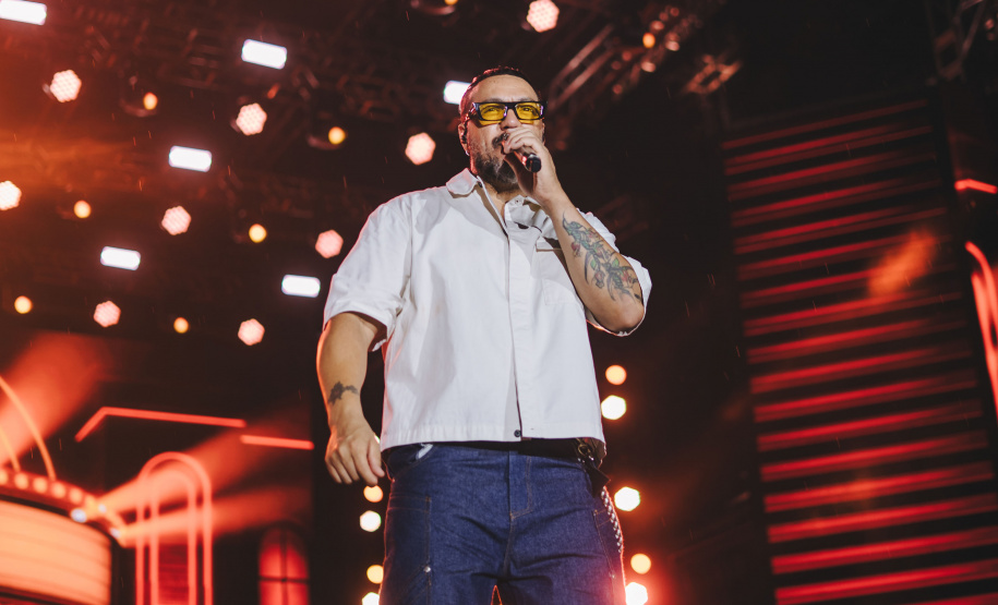 JEITO MOLEQUE E BELO