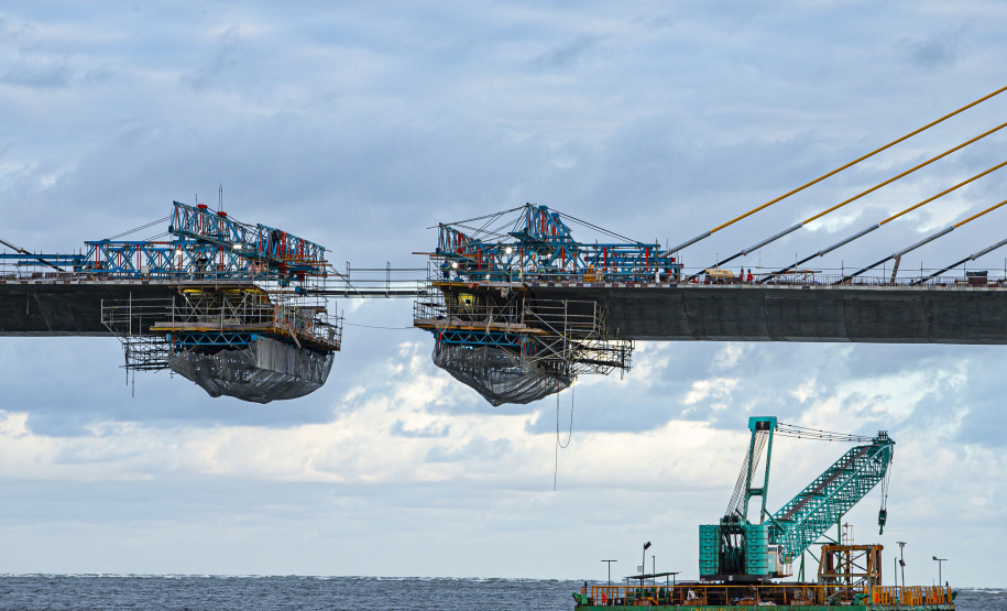 Reta final: veja como vai funcionar o encontro da parte estaiada da Ponte de Guaratuba