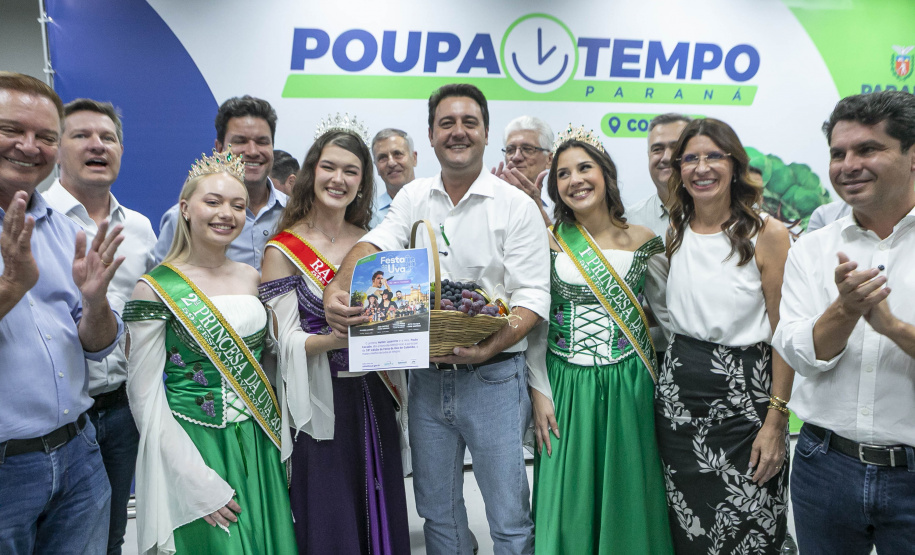 Mais praticidade: governador inaugura Poupatempo Paraná em Colombo