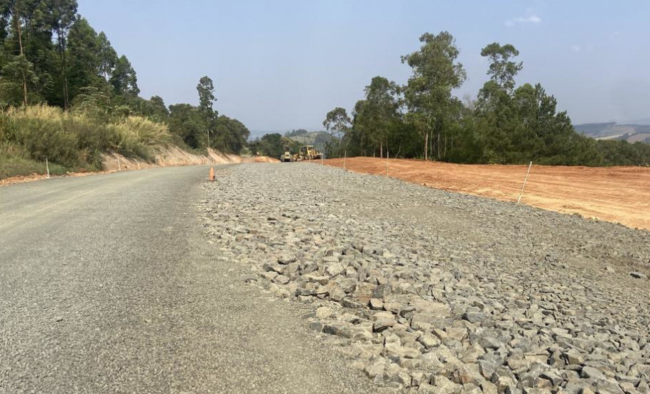 PR-160 entre Imbaú e Reserva