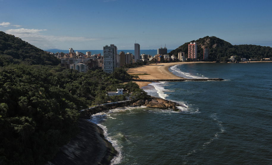 O Litoral do Paraná alcançou R$ 1,6 bilhão em investimentos públicos e privados ao longo de 2025, 246% superior ao movimentado em 2024.