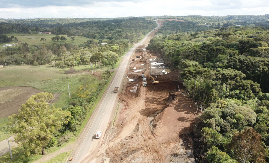 PRC-466 entre Turvo e Palmeirinha,