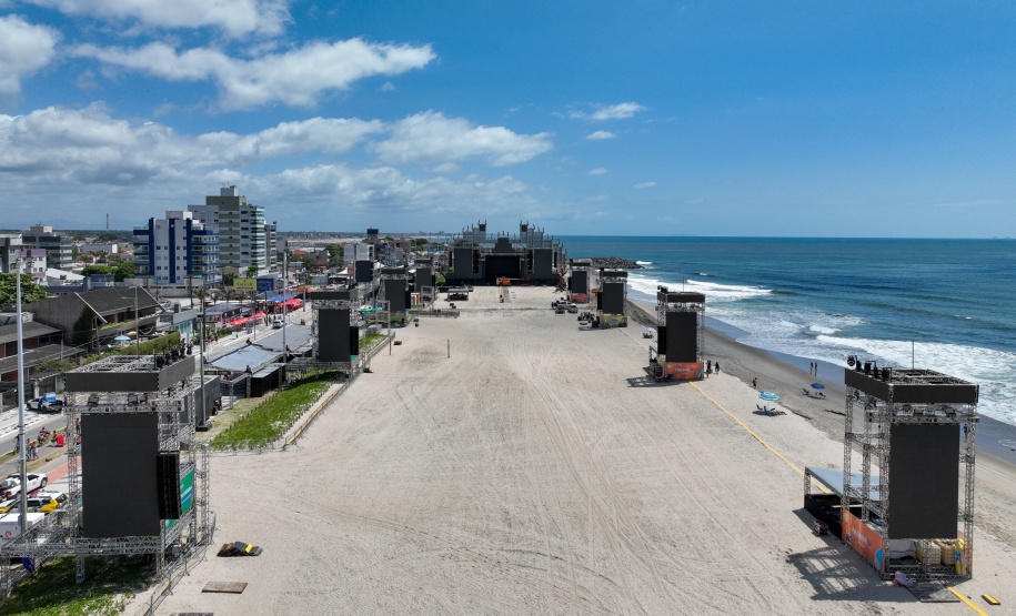 IAT ATENDE MAIS DE 10 MIL PESSOAS EM DUAS PRIMEIRAS SEMANAS DE AÇÕES AMBIENTAIS DO VERÃO MAIOR PARANÁ