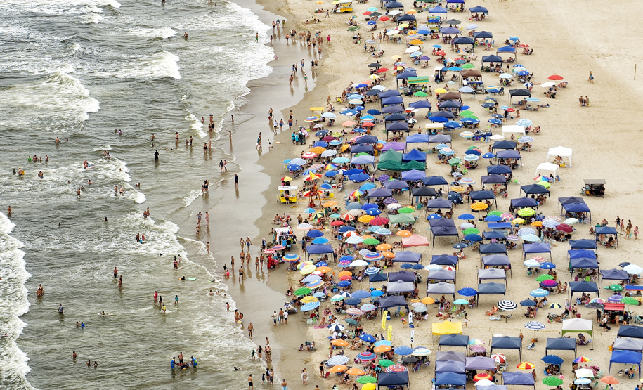 IAT ATENDE MAIS DE 10 MIL PESSOAS EM DUAS PRIMEIRAS SEMANAS DE AÇÕES AMBIENTAIS DO VERÃO MAIOR PARANÁ