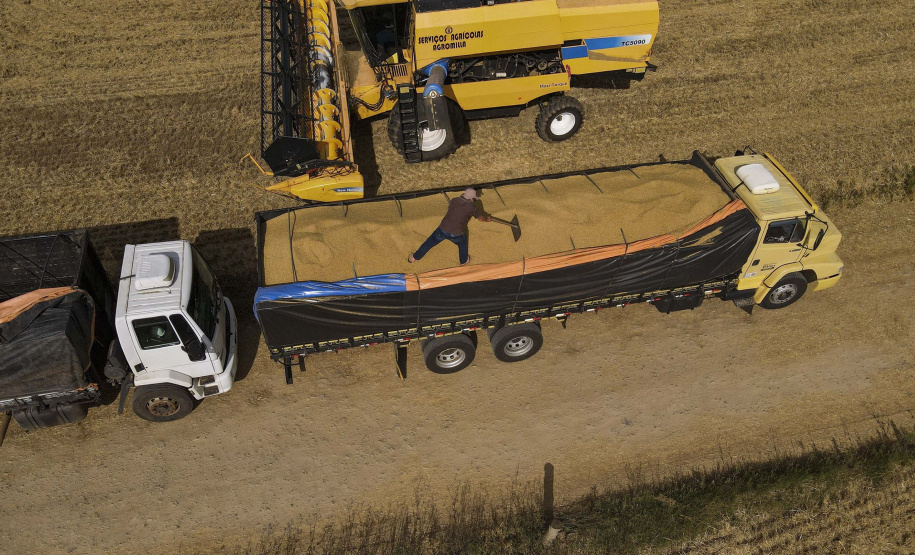 BRDE alcança 383 municípios no Paraná e opera crédito em 96% do Estado