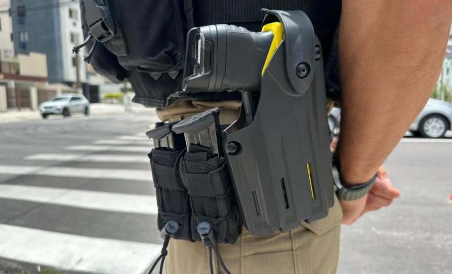 Forças de segurança reforçam policiamento no Litoral com uso de Tasers