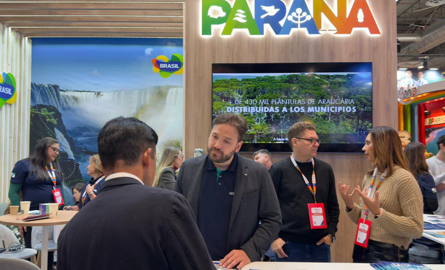 Turismo do Paraná avança na FITUR 2026 e novos turistas já estão confirmados