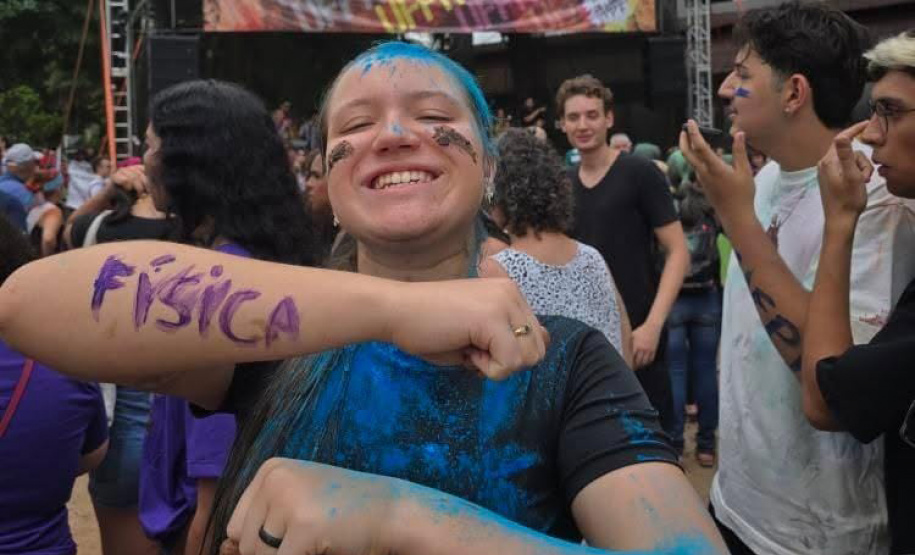 Quase metade dos aprovados no vestibular da UFPR é da rede estadual de ensino