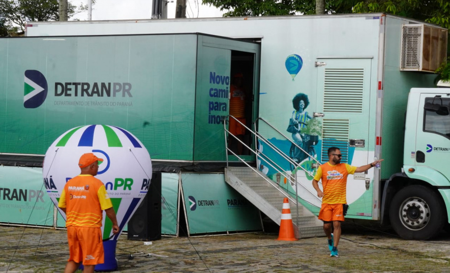 Detran-PR ultrapassa 100 mil atendimentos durante o Verão Maior Paraná