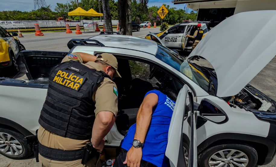 PMPR recupera veículo furtado em São Paulo após monitoramento pelo sistema Olho Vivo no Litoral