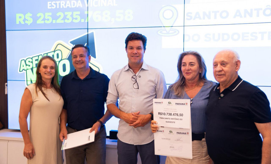 SECID - Estado autoriza mais R$ 197 milhões para pavimentação em 15 municípios