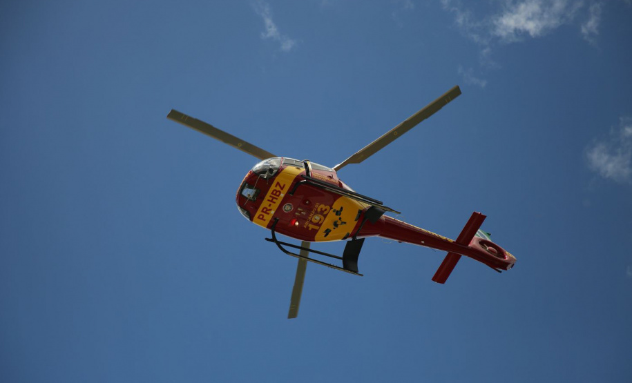 Helicóptero Arcanjo 01 eleva padrão de resgates no Litoral durante o Verão Maior Paraná