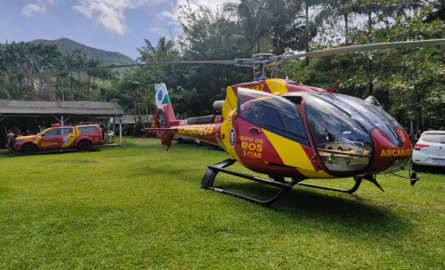 Helicóptero Arcanjo 01 eleva padrão de resgates no Litoral durante o Verão Maior Paraná