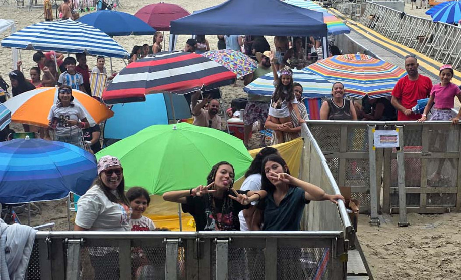 Público madruga e garante lugar para show de Ana Castela no Litoral
