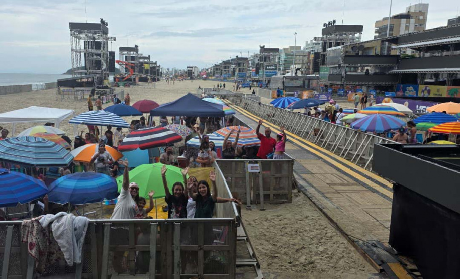 Público madruga e garante lugar para show de Ana Castela no Litoral
