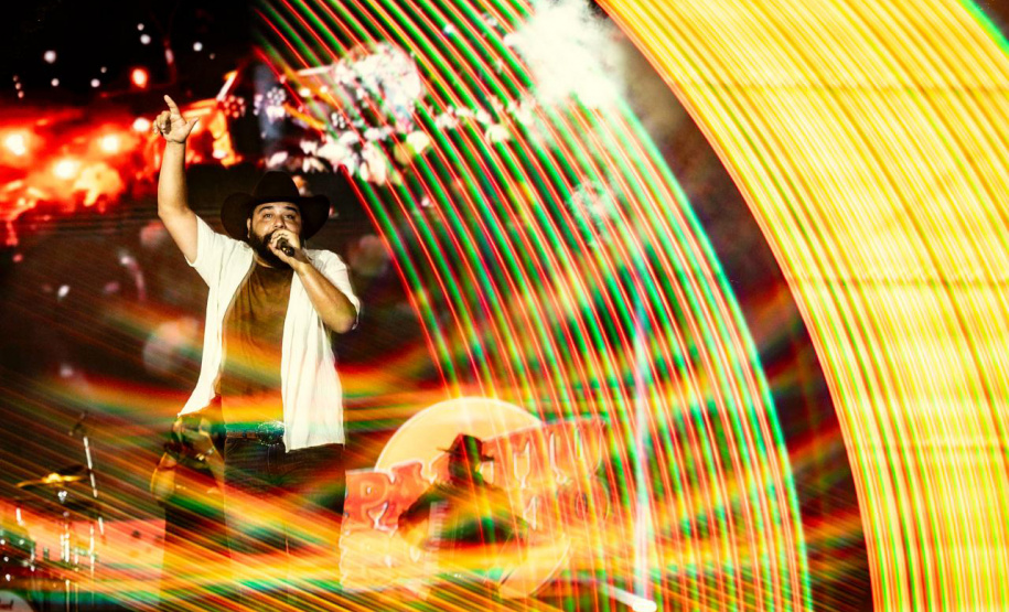 Show Leo e Raphael e Murilo Huff