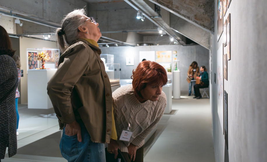 Programa “Arte para Maiores” explora a arquitetura do MON no mês de março