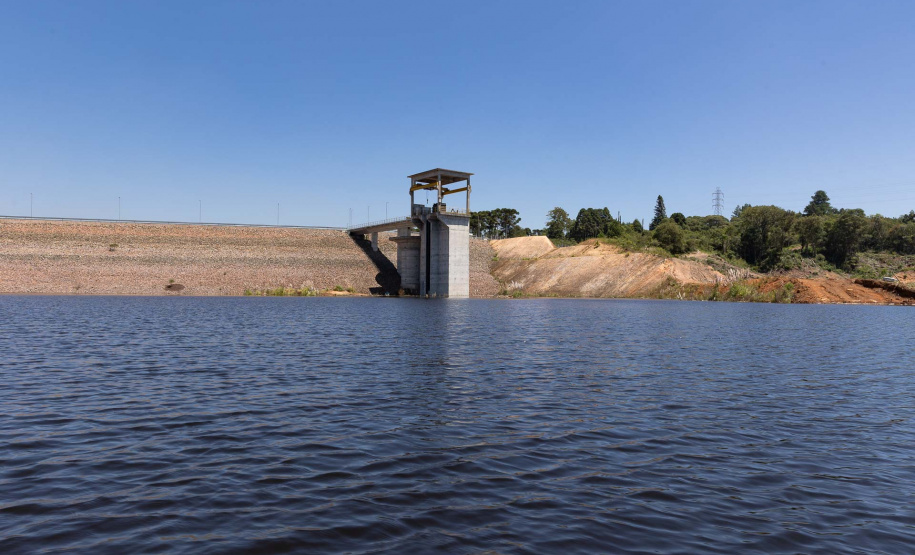 Sanepar resgatou cerca de 2 mil animais desde o início do enchimento do Reservatório Miringuava