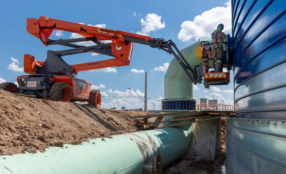 Curitiba constrói maior reservatório em aço da América Latina