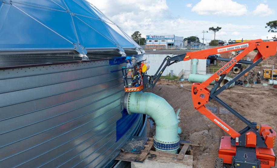 Curitiba constrói maior reservatório em aço da América Latina