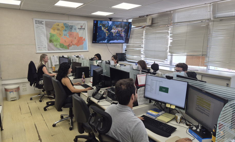 SESA - Centro de Informações Estratégicas da Sesa atua como “radar” para antecipar emergências de saúde pública no Paraná