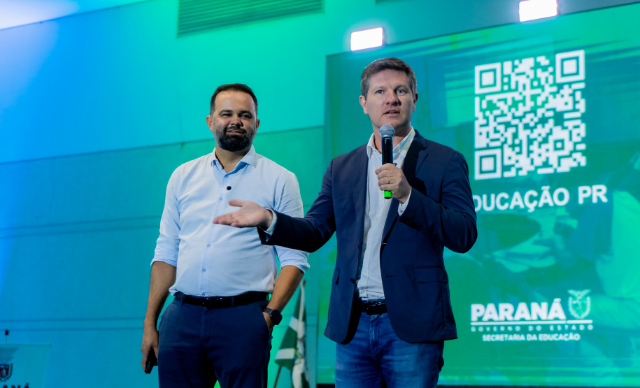 Secretaria da Educação reúne diretores da rede estadual para debater recomposição da aprendizagem e família na escola