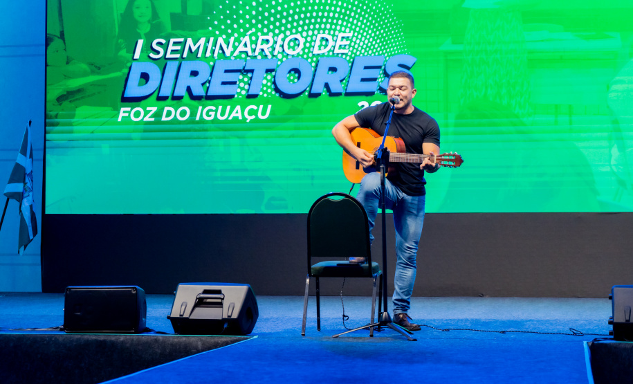 Secretaria da Educação reúne diretores da rede estadual para debater recomposição da aprendizagem e família na escola