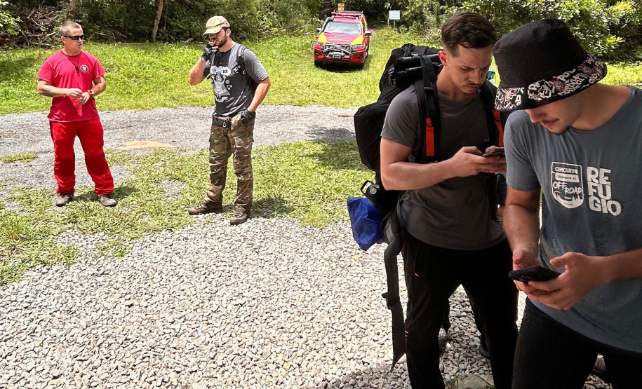 IAT - Educação Ambiental no Pico Paraná