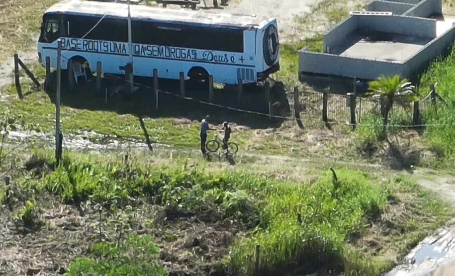 PCPR usa drones e desarticula ponto de venda de drogas em Matinhos