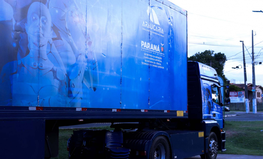 Em Araucária, Carreta da Inovação abre festividades dos 136  anos da cidade