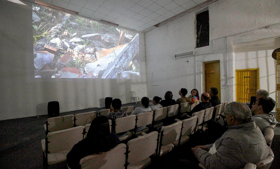 MIS-PR têm programação com visita guiada noturna e exibição de filme de terror gratuitamente nesta sexta-feira (27)