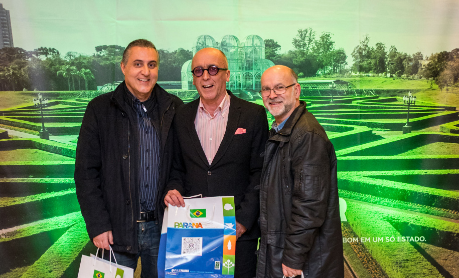 Governo do Estado capacita profissionais e leva empresários para grande feira em Portugal