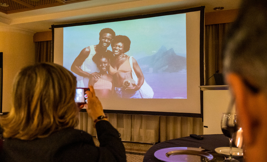 Governo do Estado capacita profissionais e leva empresários para grande feira em Portugal