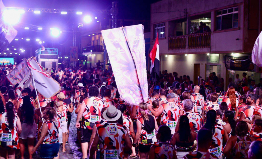 VIAJE PARANÁ - Folia, festa e folga: dicas para aproveitar o Carnaval no Paraná à sua maneira