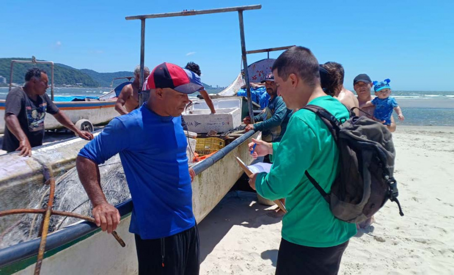 Atividades ambientais na Ponte de Guaratuba