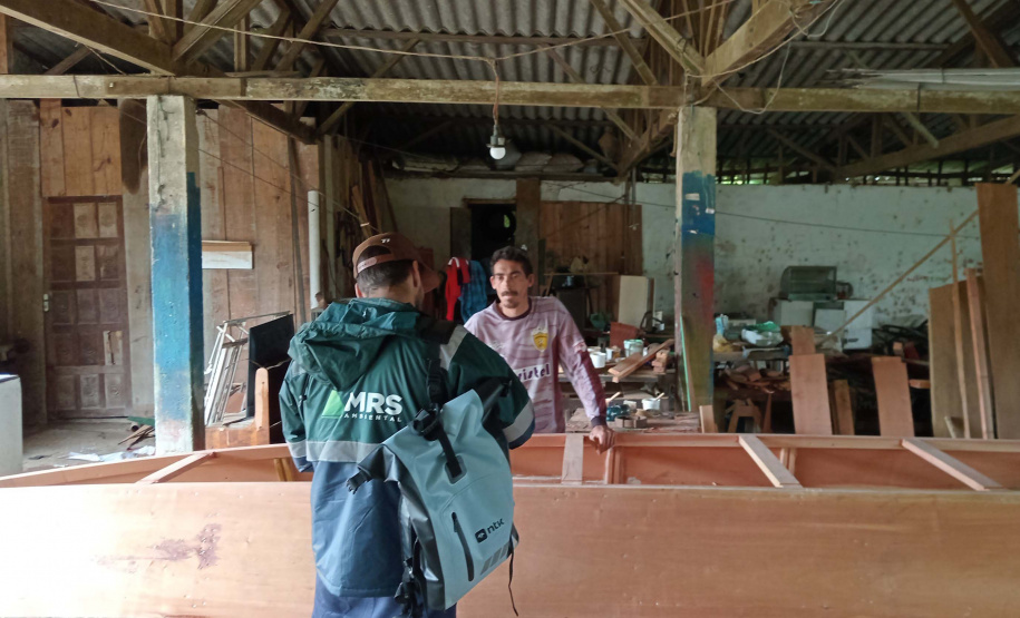 Atividades ambientais na Ponte de Guaratuba