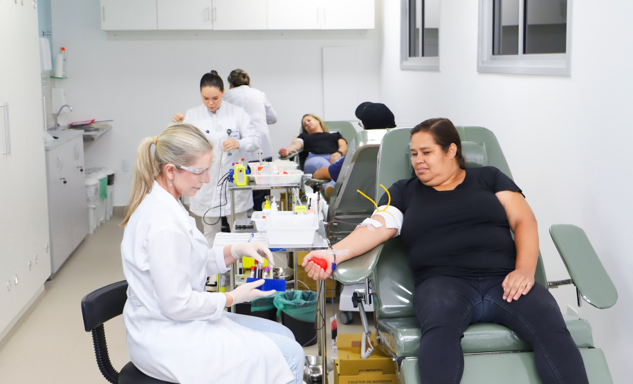 Primeiras doadoras marcam a abertura da Unidade de Coleta Central do Hemocentro Regional de Londrina