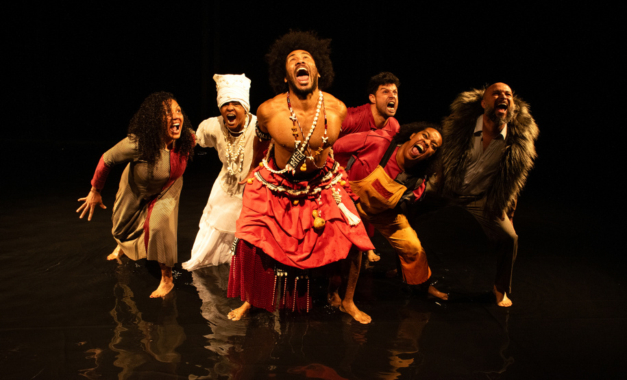 Teatro Guaíra é um dos principais palcos da 34ª edição do Festival de Curitiba