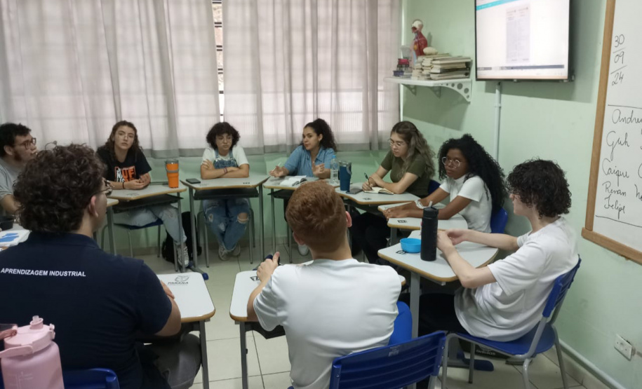 SEED - Salas de Recursos Multifuncionais são opção para alunos superdotados da rede estadual; saiba quem tem direito