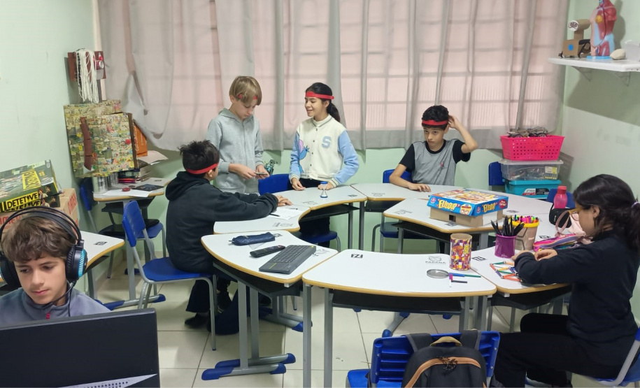 SEED - Salas de Recursos Multifuncionais são opção para alunos superdotados da rede estadual; saiba quem tem direito