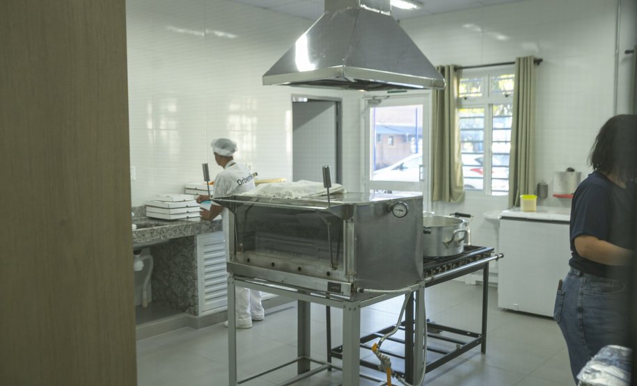 Com aporte de R$ 10 milhões do Estado, escola de Cascavel é inaugurada após reconstrução