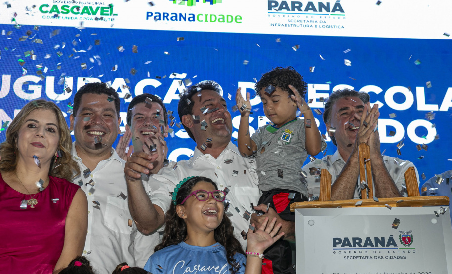 Com aporte de R$ 10 milhões do Estado, escola de Cascavel é inaugurada após reconstrução