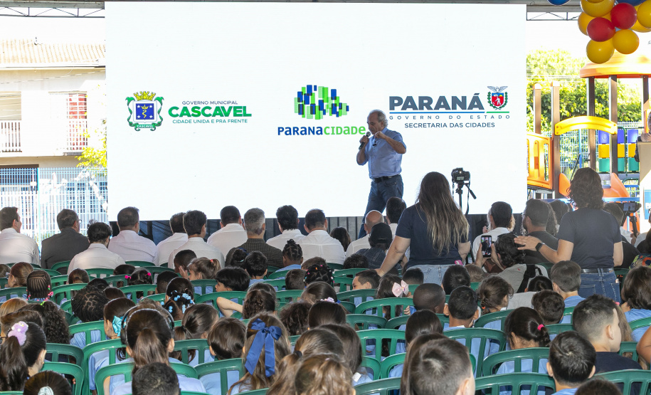 Com aporte de R$ 10 milhões do Estado, escola de Cascavel é inaugurada após reconstrução