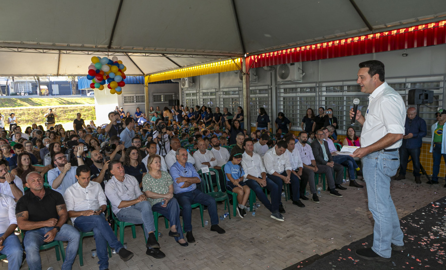 Com aporte de R$ 10 milhões do Estado, escola de Cascavel é inaugurada após reconstrução